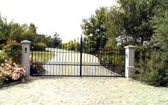 Fers forgs avec pointes